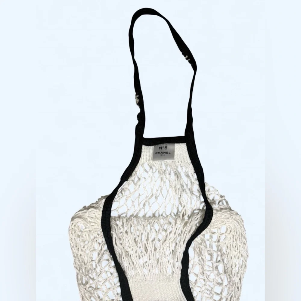 Elegant White Mesh Chanel Perfume Tote - Picture 2 of 6